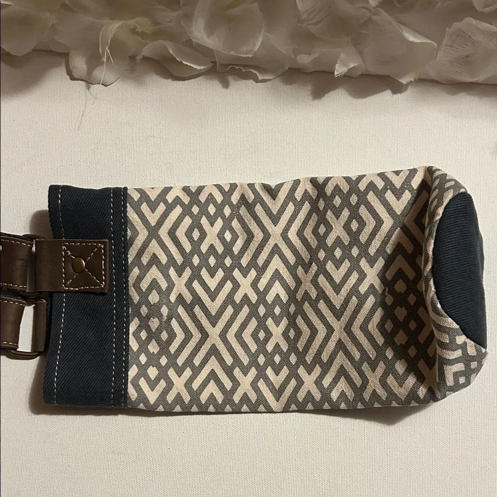 Myra Bag Geometric Patterned Cream and Gray Bag